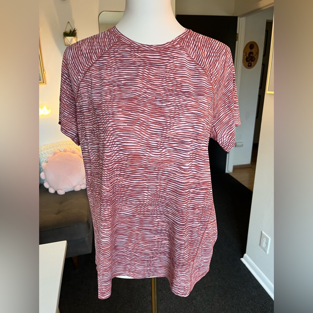 Athleta Swirly Patterned Athletic Top